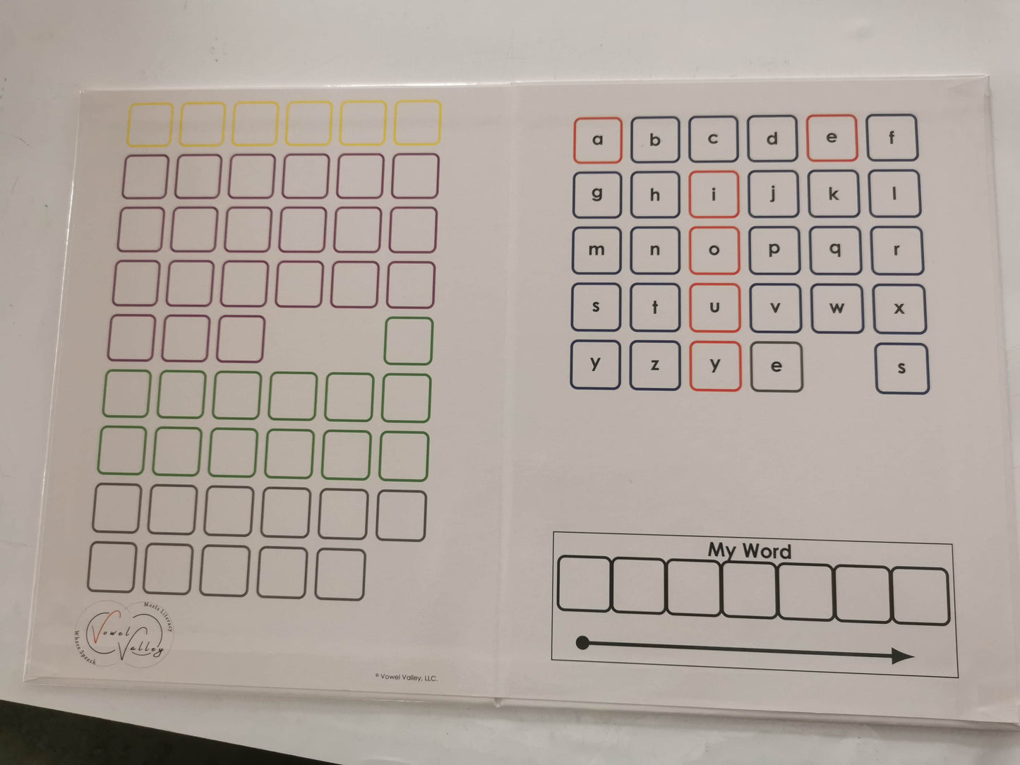 Thick Foldable Board/76 grapheme Magnet Kit (Scissors required)