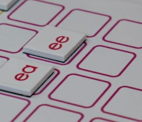 Foam 79 graphemes tiles + 1 blank tile