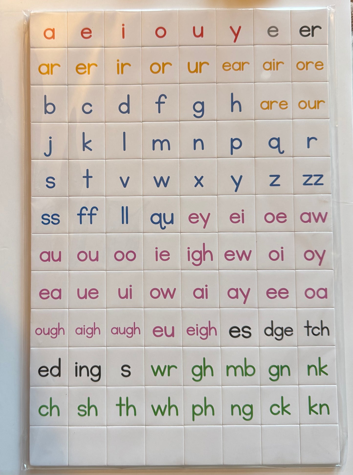 96 Magnetic Tiles & Folder Kit