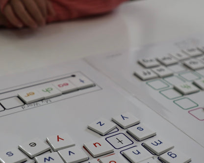 12 Kits: Folders/80 Foam Tiles